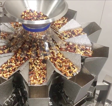 nuts packing factory