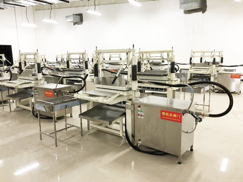 Máquina de fabricação de cones na Indonésia