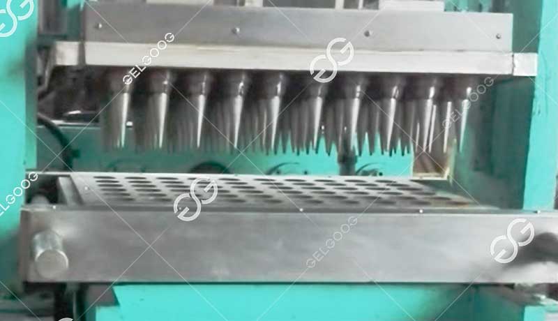  Wafer Cone Maker