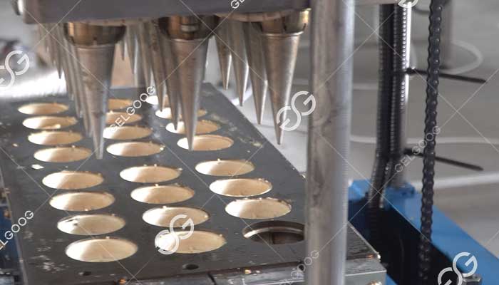 semi-automatic ice cream cone machine
