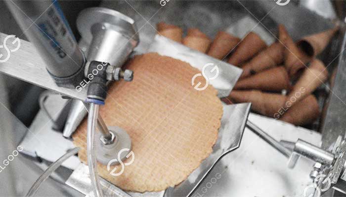 what is the cone of an ice cream made from