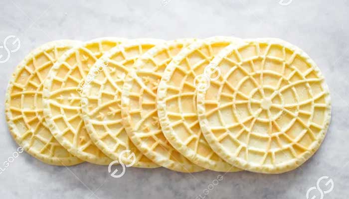 the difference between krumkake and pizzelles