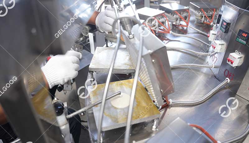 машина для определения толщины стропвафель