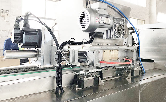 Accurate Chocolate Depositing Machine