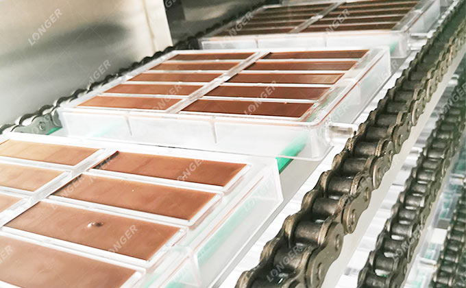 High Quality Chocolate Molding Machines