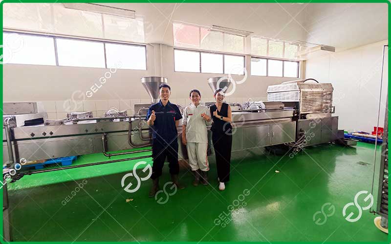 مشروع ماكينة لفائف الربيع الأوتوماتيكية الإندونيسية